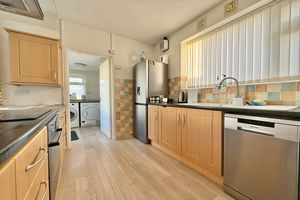 Kitchen/Dining Room- click for photo gallery